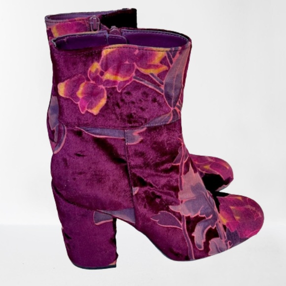 Steve Madden Shoes - Steve Madden Red Floral Block Heel Booties